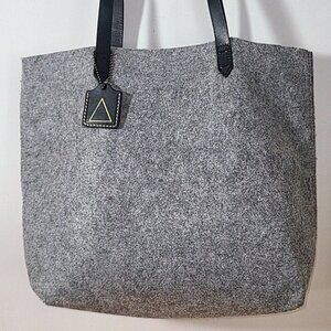 KELSI DAGGER leather felt large open tote grey black coastal shoulder bag used